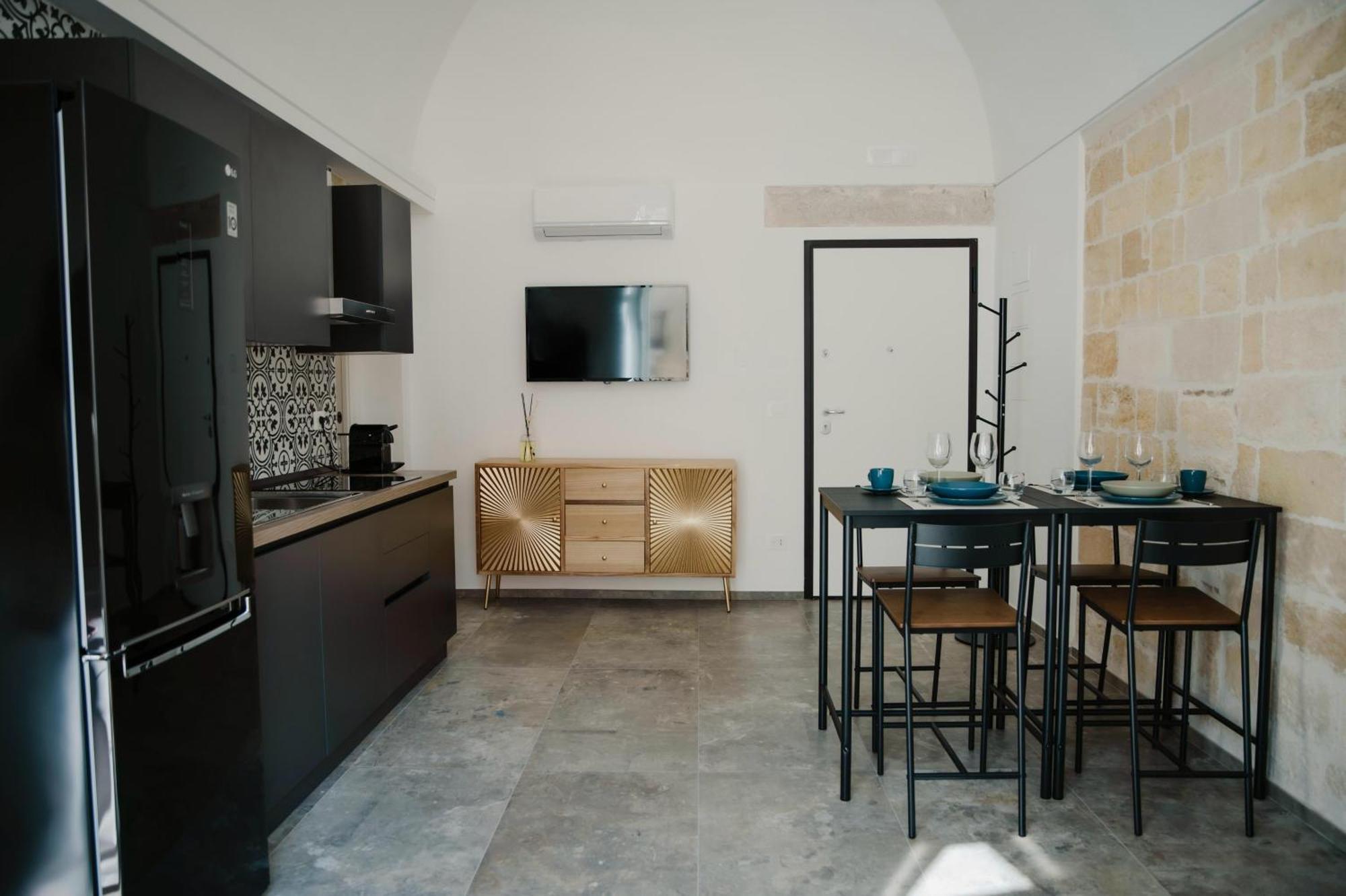 Petrina Home - Suite Rooms Barletta Esterno foto